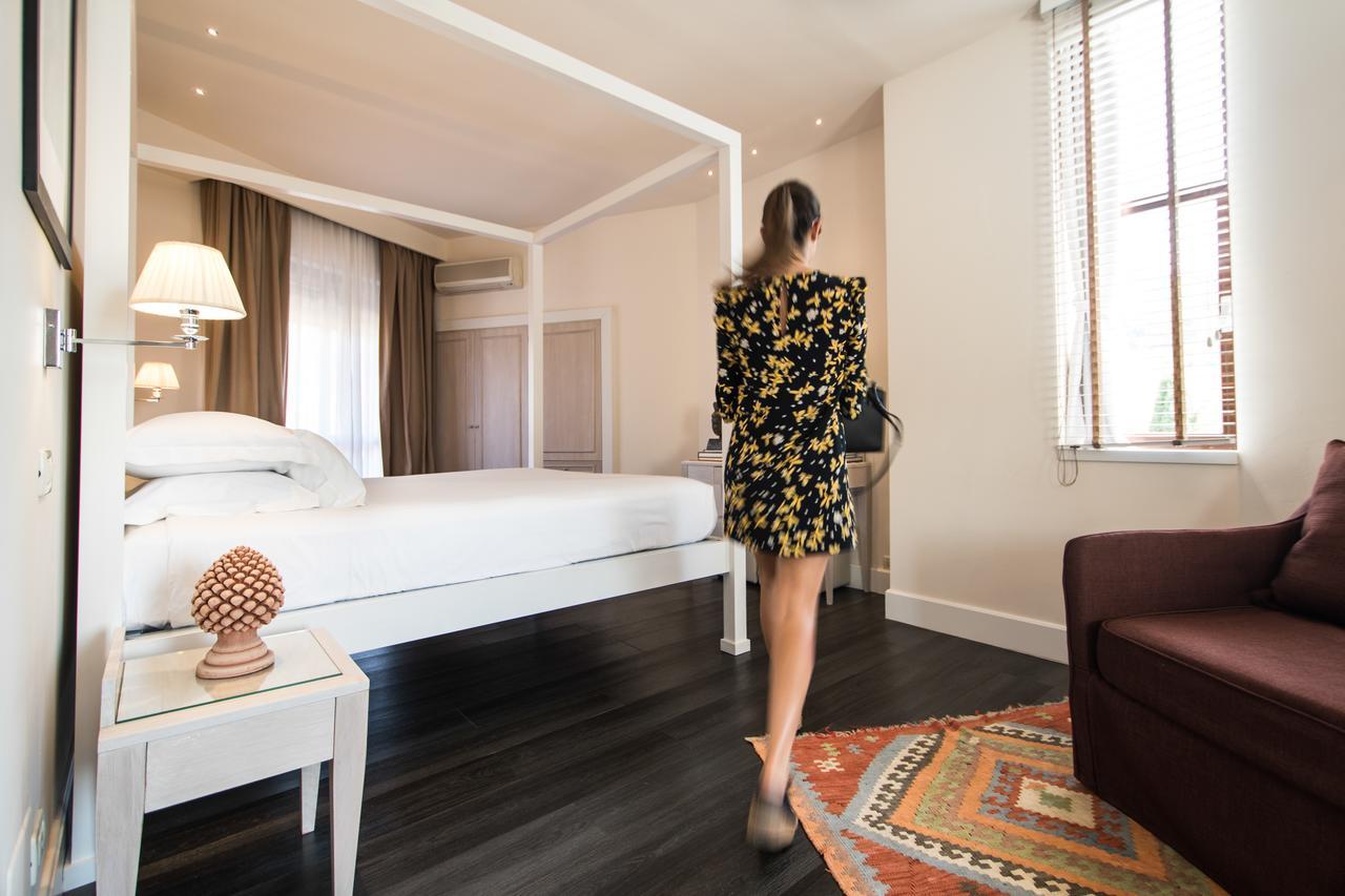 Hotel Michelangelo & Day Spa มอนเตกาตินี แตร์เม ภายนอก รูปภาพ
